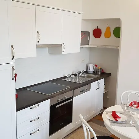 Apartman Maruna *